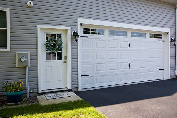 24/7 Emergency Garage Door Panel Replacement experts in Olympia, WA